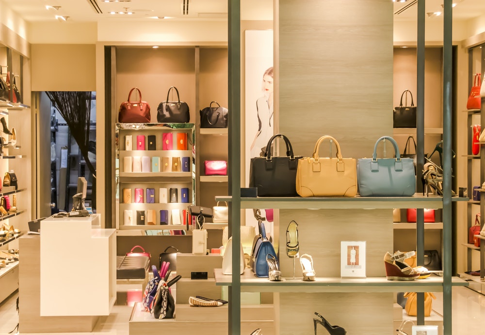 definition retail