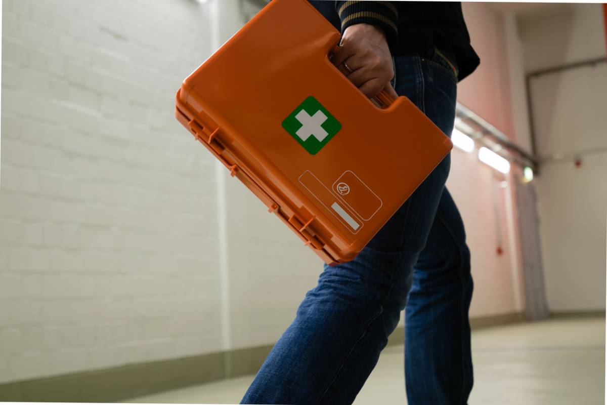 Comment créer une trousse de premiers secours pour son lieu de travail ?