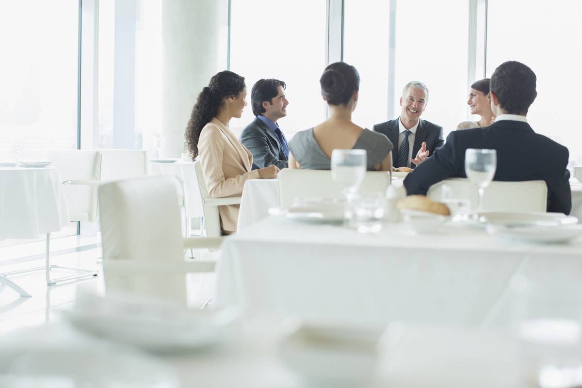 Repas d'affaires : privatiser une salle dans un restaurant pour l'occasion