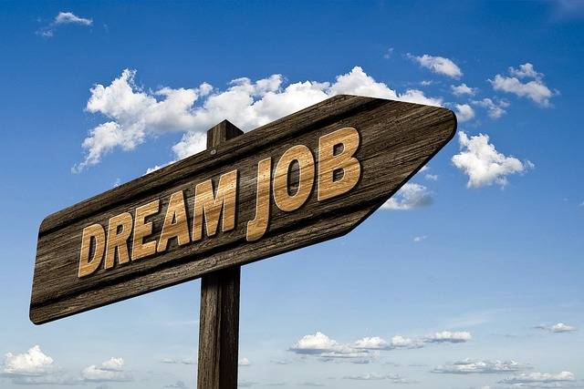 Comment identifier et décrocher un emploi engagé dans votre région ?