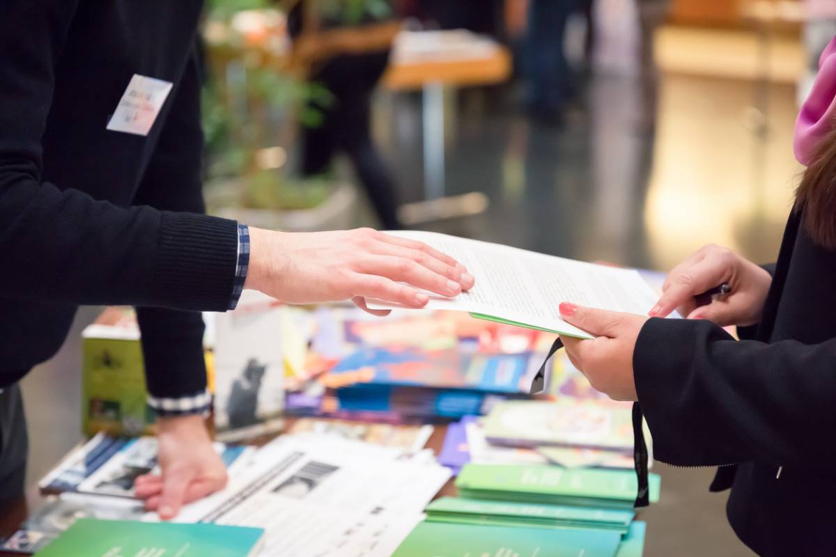Salons professionnels : maximisez la visibilité de votre marque grâce à des stands innovants